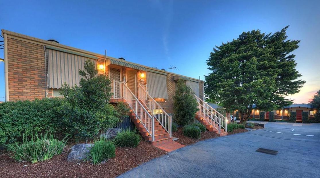 Airport Tourist Village Melbourne Exterior foto