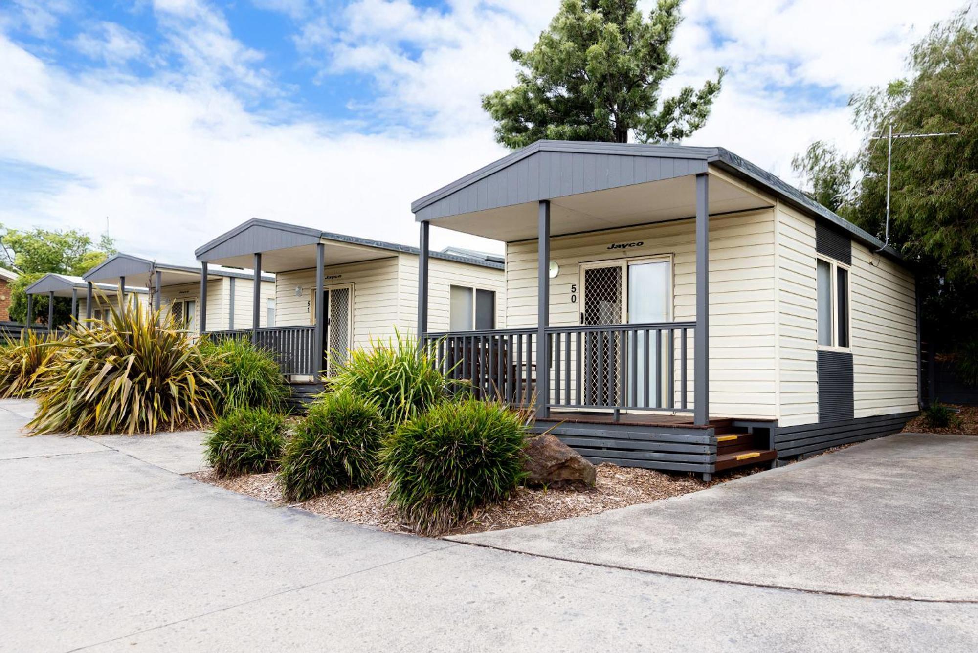 Airport Tourist Village Melbourne Exterior foto